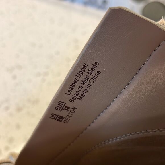 Sam Edelman woman’s beige suede booties - Picture 11 of 12